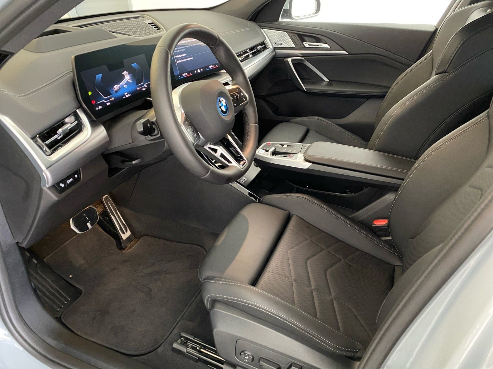 BMW iX2 - Bild 7