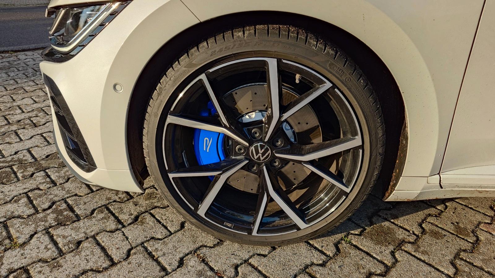 Volkswagen Arteon R 320PS 2.0 4M GARANTIE PANO AHK MATRIX 