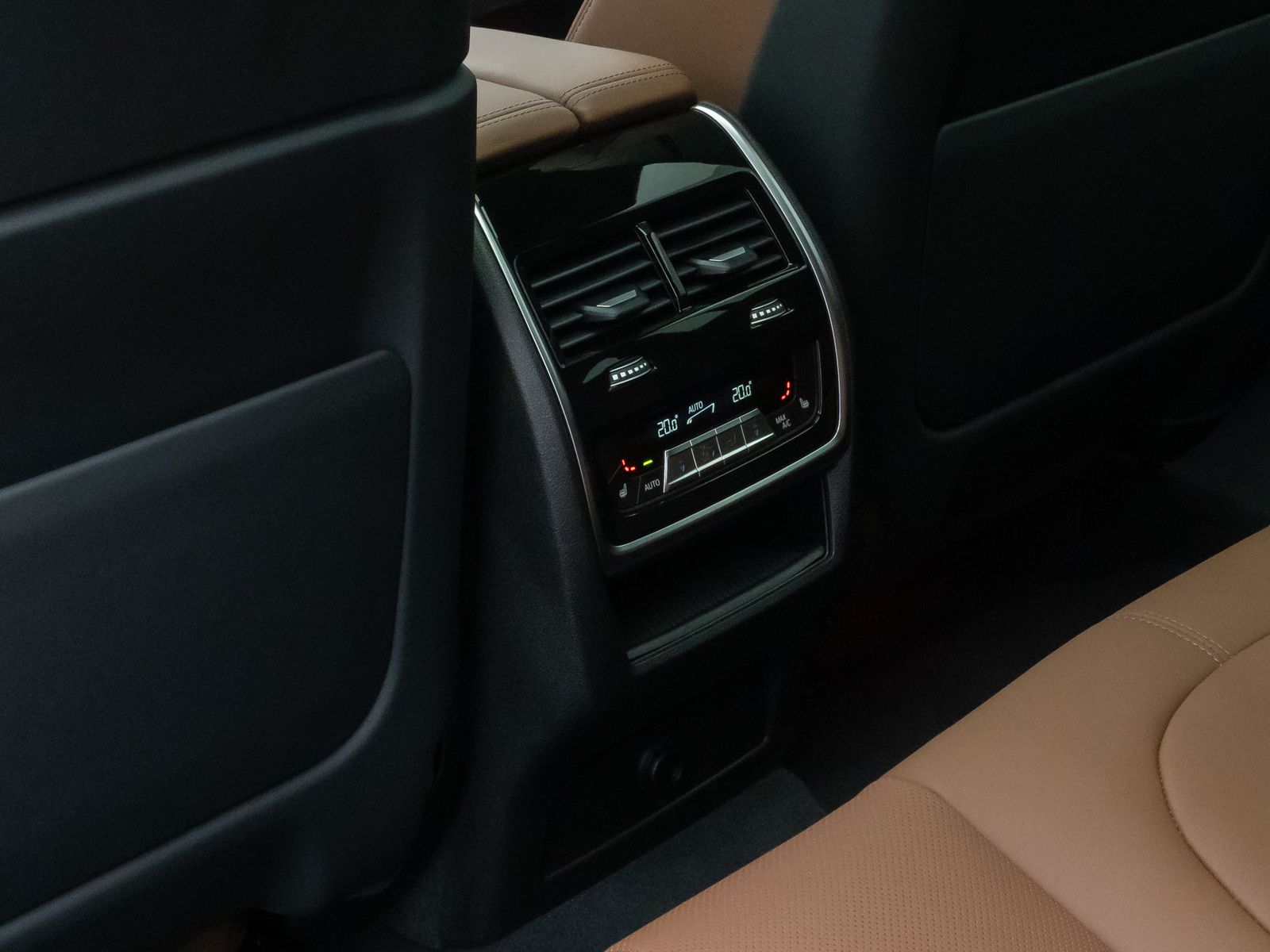 Fahrzeugabbildung BMW X6 M Competition B&W SkyLounge 360&deg; 22Zoll Voll