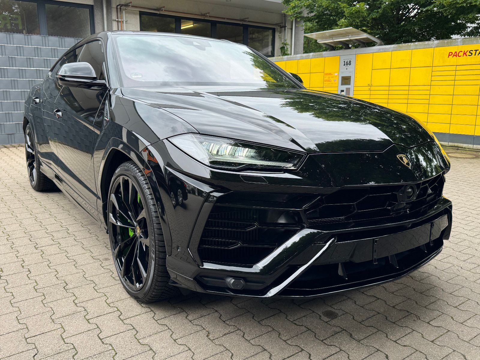 Lamborghini Urus foto 2