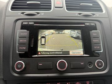 Volkswagen Golf VI Var. Match 2.0TDI+Kamera+AHK+Navi+SHZ+