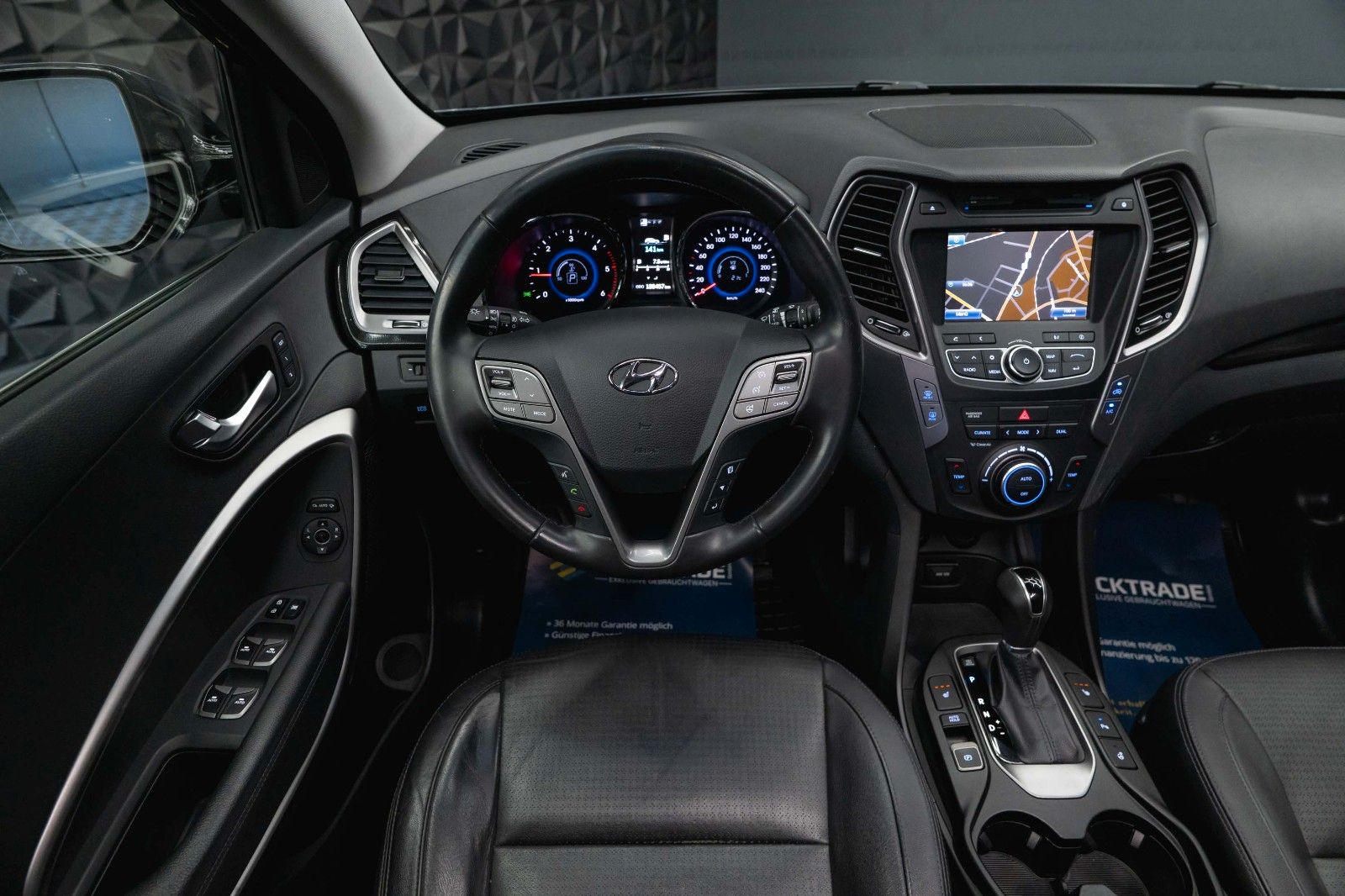 Fahrzeugabbildung Hyundai Santa Fe Premium 4WD *Panorama*Bi-Xenon*TÜV NEU*
