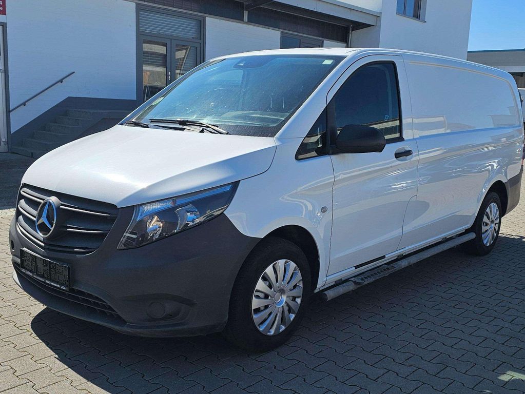 Image of Mercedes-Benz Vito