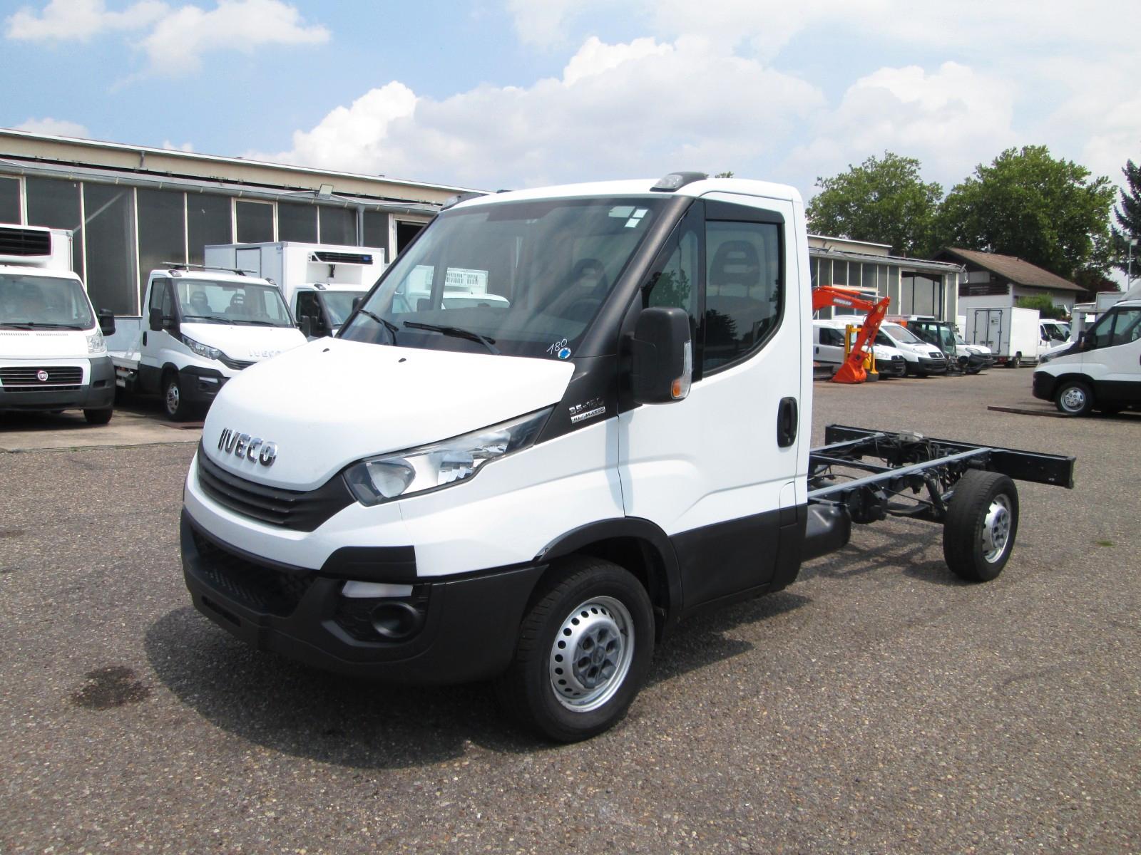 Iveco 35 S12 *Fahrgestell*Euro6*