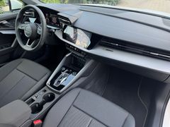 AUDI A3 Limousine 30 TFSI S line*PANO*MATRIX*ACC*