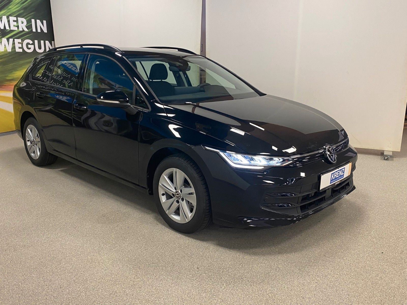 Fahrzeugabbildung Volkswagen Golf 8 Variant 2.0 TDI Life Variant+ACC+PDC v+h+