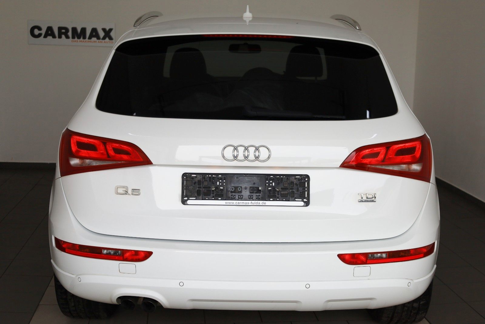 Fahrzeugabbildung Audi Q5 2.0 TDI quattro S line T.Leder,Navi,SH,20"