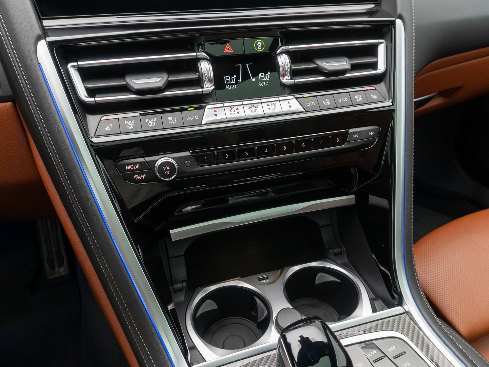 Fahrzeugabbildung BMW 840d xD GC M Sport 360°Laser DAB DisplKey 20Zoll