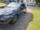 Mercedes-Benz E 220 d 4MATIC T Autom. - Sports Style - Mercedes-Benz E 220 in Hagen