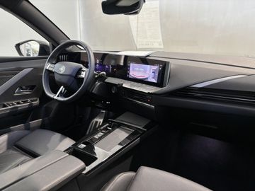 Fotografie des Opel Astra Sports Tourer 1.5 D Automatik GS