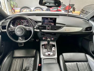 Audi A6 - 12