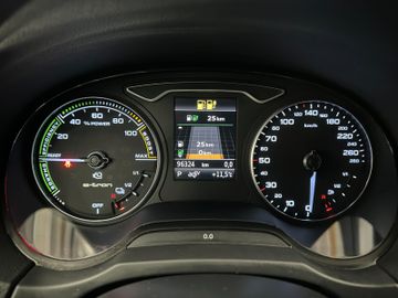 Audi A3 Sportback e-tron sport*2. Hand*Klima*Navi*LED