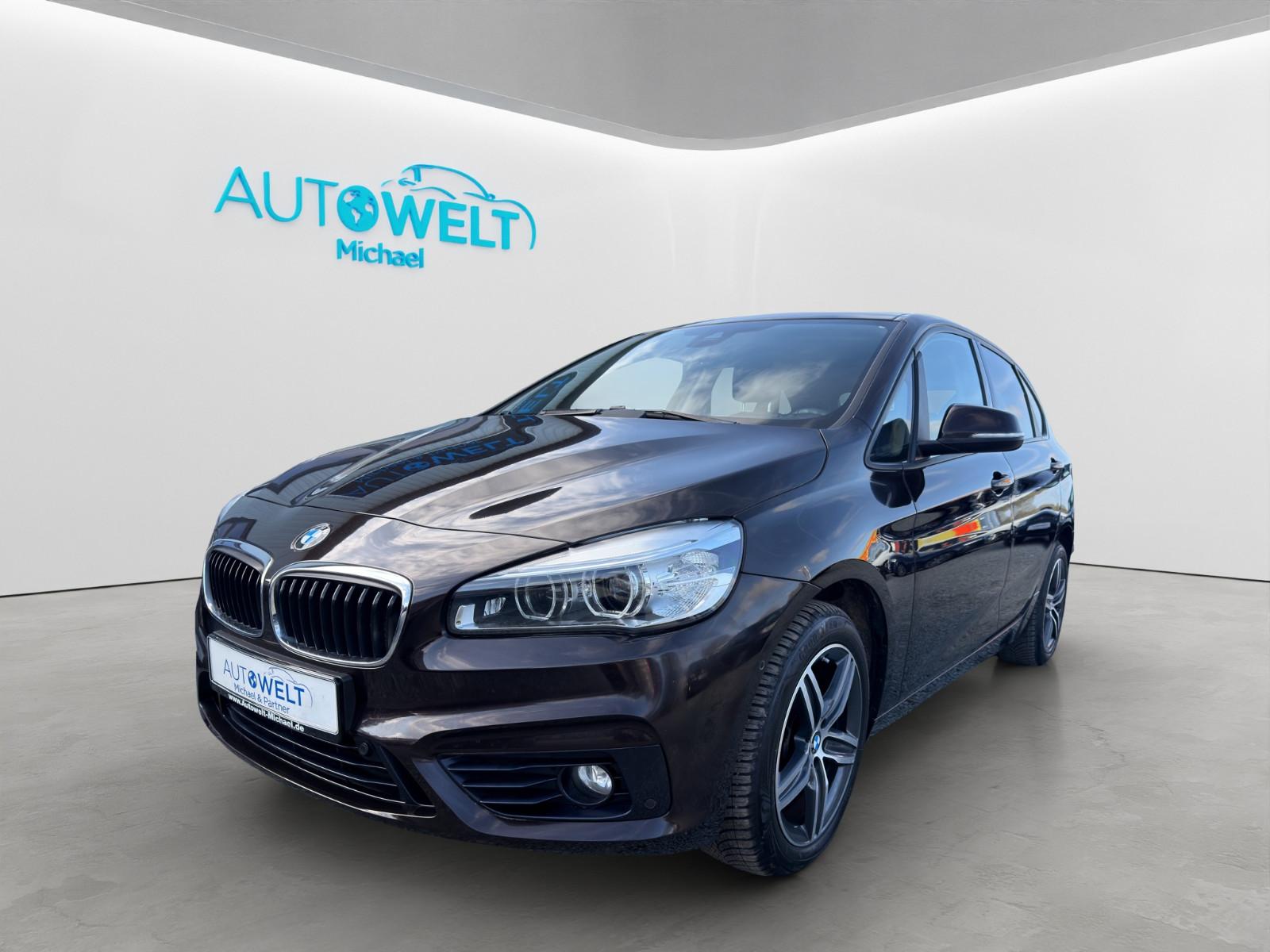 BMW 220i Active Tourer 192PS KAM LED NAV TÜV+InspNEU