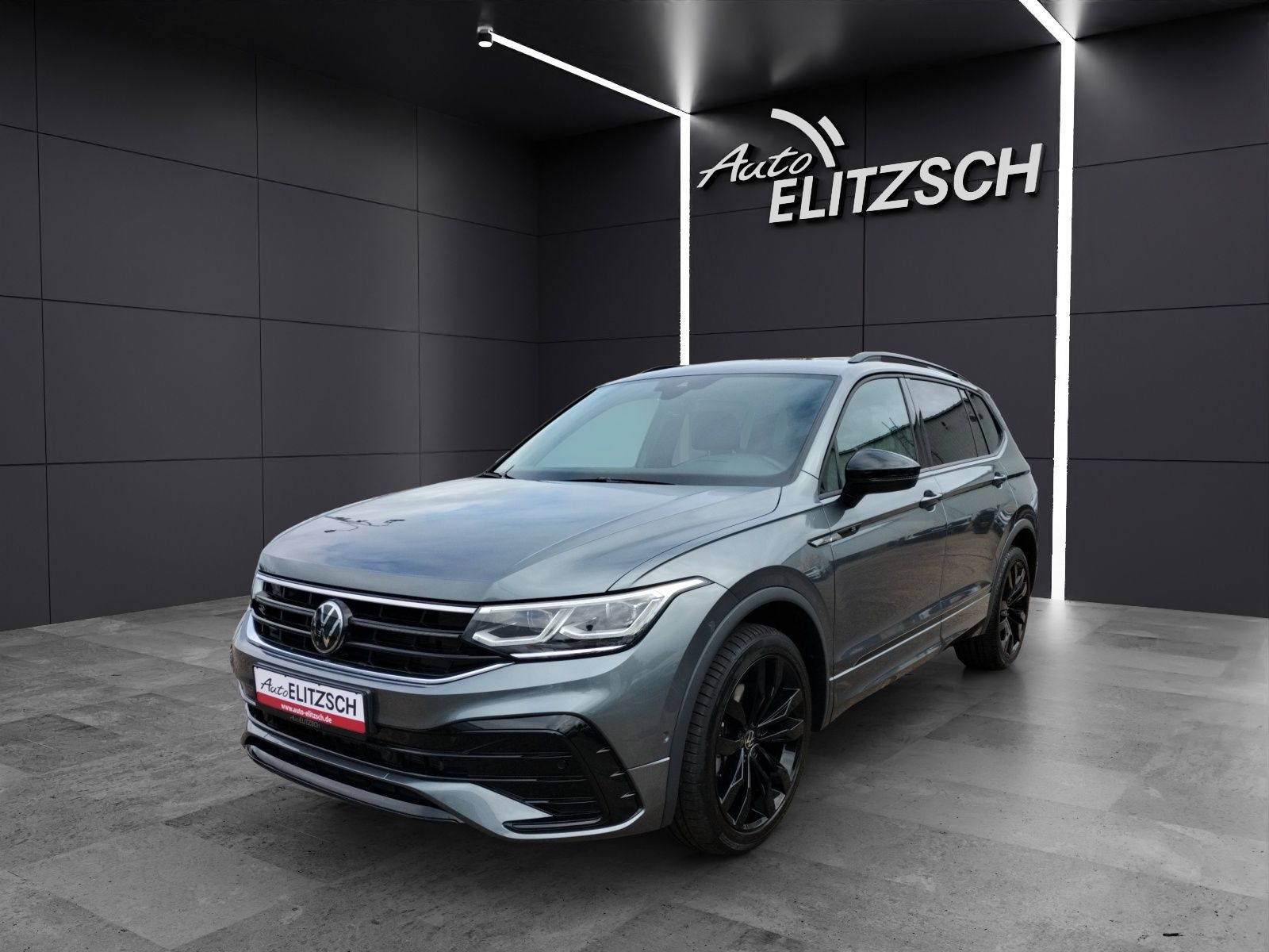 Fahrzeugabbildung Volkswagen Tiguan Allspace R-Line TDI 4M Matrix STHZG AHK H