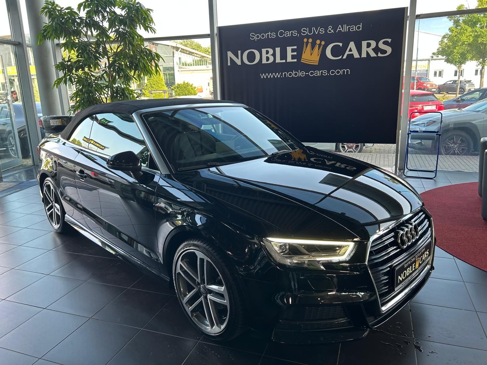 Fahrzeugabbildung Audi A3 Cabriolet S-Line LED NAVI ALU