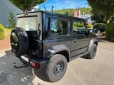 Suzuki Jimny, mit Anhängezugvorrichtung - gebrauchte Suzuki Jimny aus dem Jahr 2023
