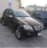 Mercedes-Benz ich verkaufe - Mercedes-Benz ML 320 in Solingen