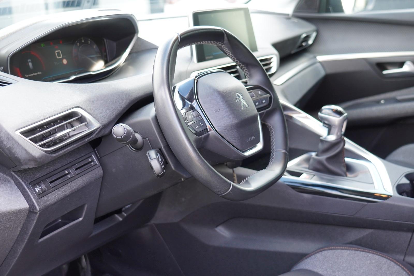 Peugeot 3008 Active MIT 3 JAHREN GARANTIE !!!