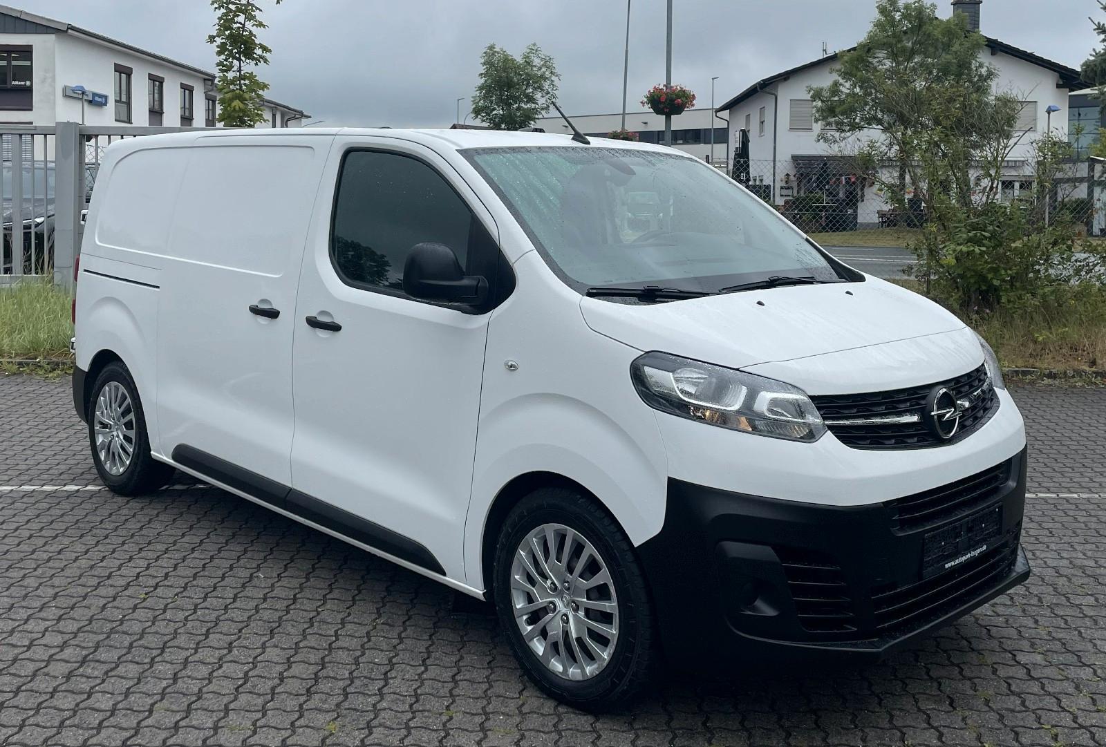 Opel Vivaro L2 SORTIMO Regale Klima 360° Kam Navi