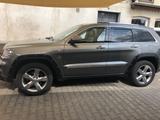 Jeep Grand Cherokee Overland 5.7 V8 HEMI Top Zustand - gebrauchte Jeep Grand Cherokee aus dem Jahr 2012