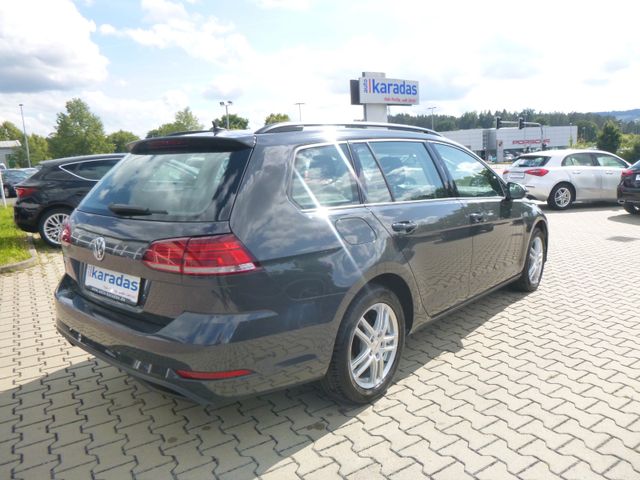 Fahrzeugabbildung Volkswagen Golf VII Variant >Navi/Klima/VW Connect<