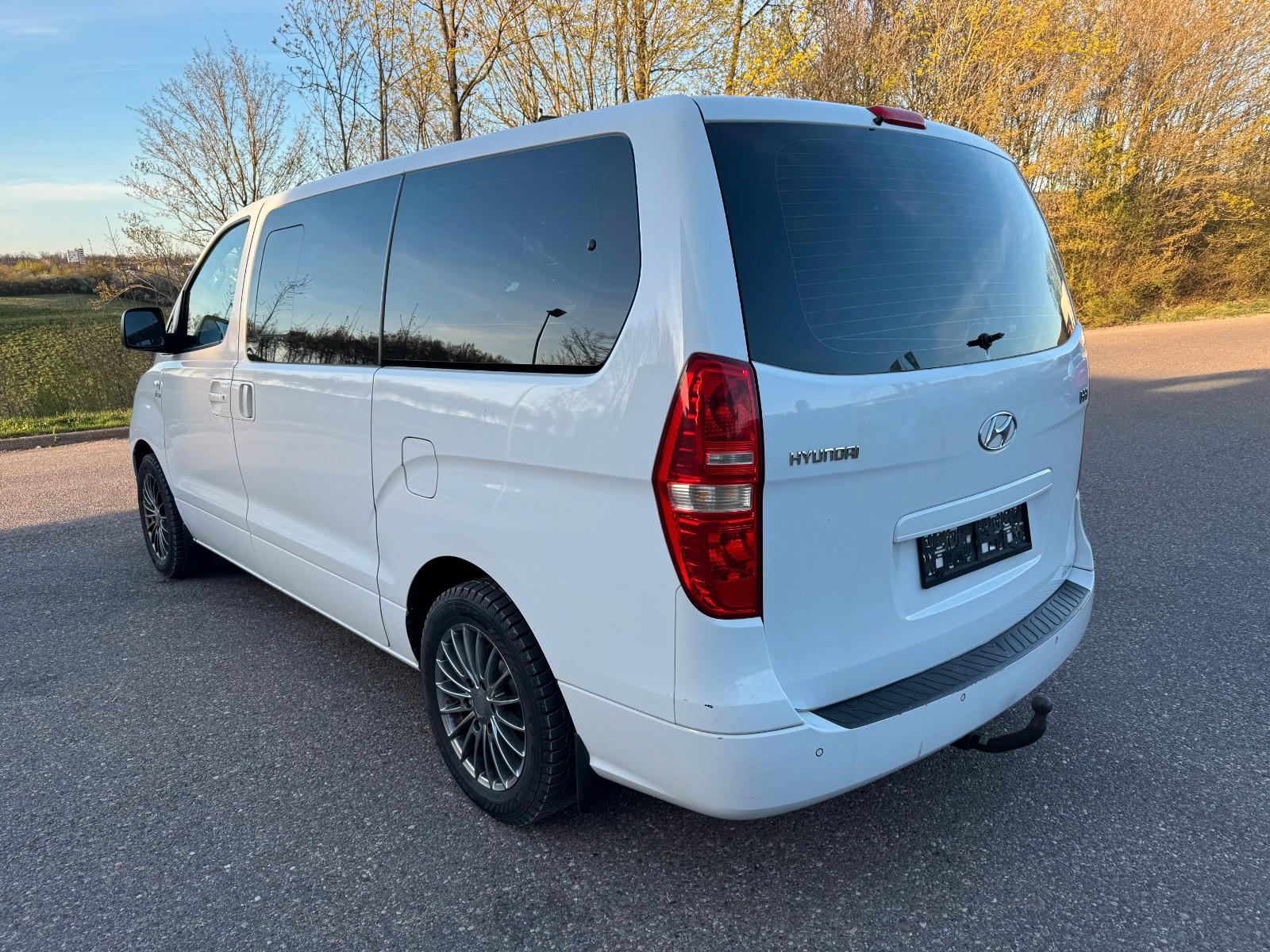 Hyundai H-1 Travel Premium Automatik,Leder,8 Sitze,Klima