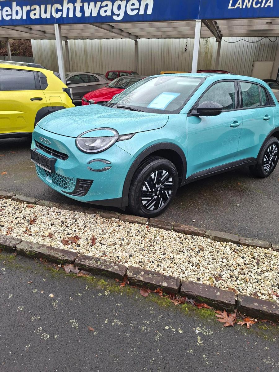 Fiat 600 Hybrid 1,2 DCT 100KW/136PS