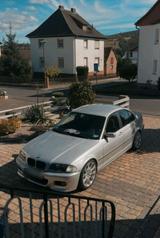 BMW E46 323i - BMW 323: 323i E46