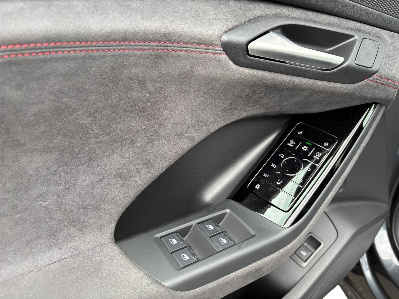 Audi SQ6 e-tron - Bild 15