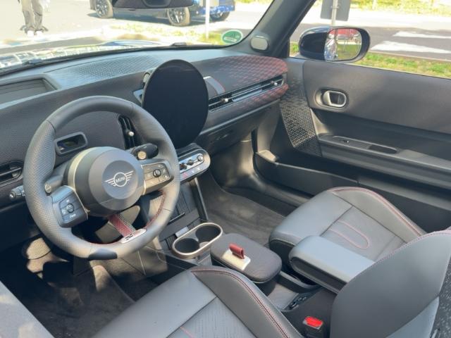 MINI Cooper S Cabrio HUD AD Navi HarmanKardon LED Kur