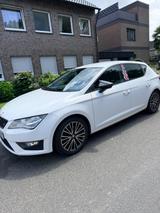 Seat     Seat Leon FR | Rückfahrkamera | CarPlay