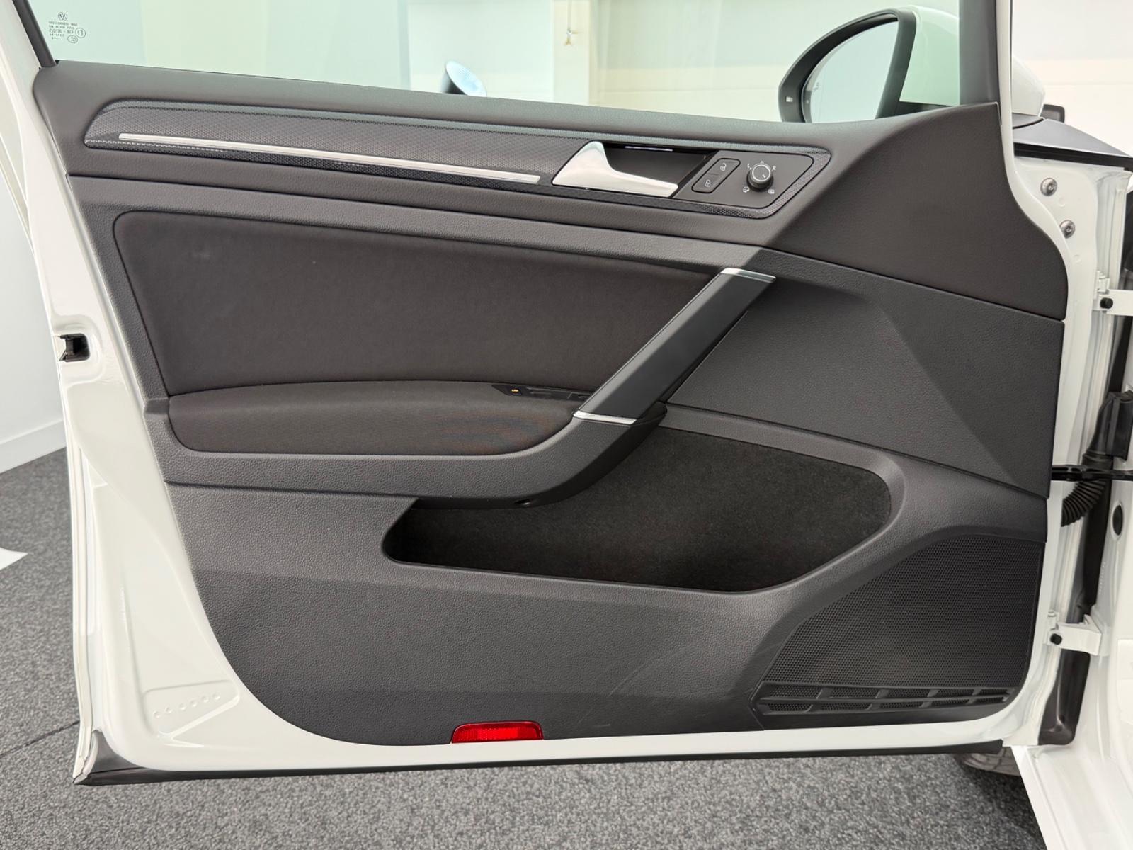 Volkswagen Golf VII Variant 1.5 TSI*UNITED*ACC-SHZ-APPLE, миниатюра 20