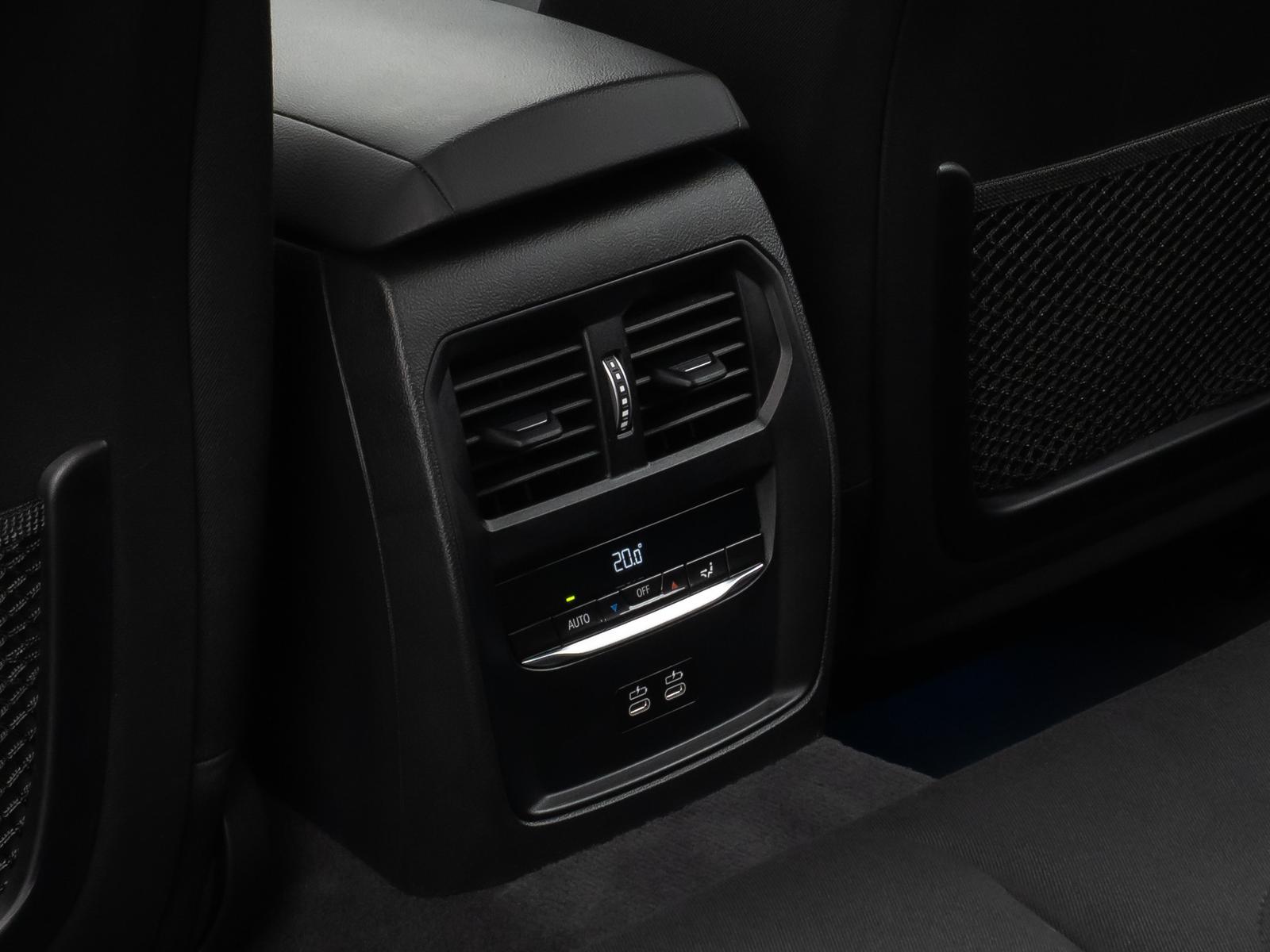 BMW 3 Series i DAB HiFi CockPit+ Stop&Go PDC AHK Widscreen, миниатюра 28