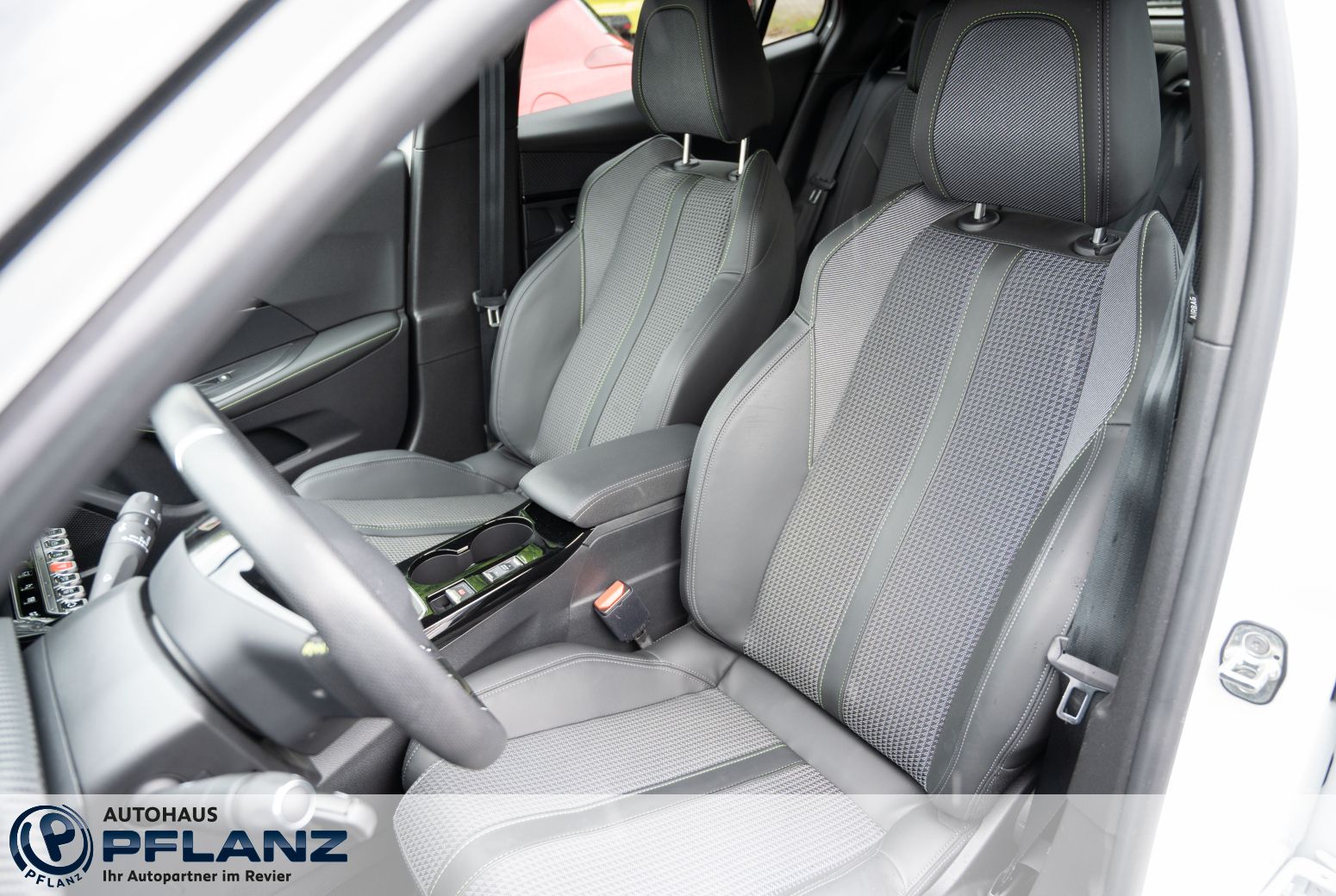 Peugeot 2008 - Bild 6