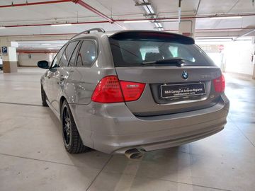 BMW 320 - 11