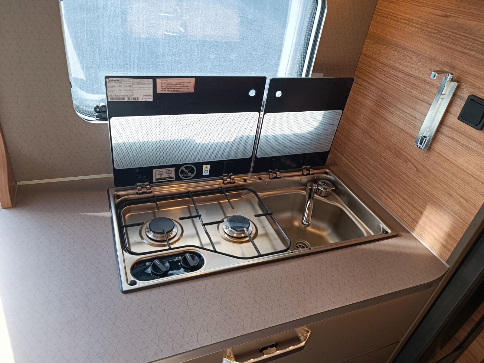 Fahrzeugabbildung Weinsberg CaraSuite 650 MEG Ford