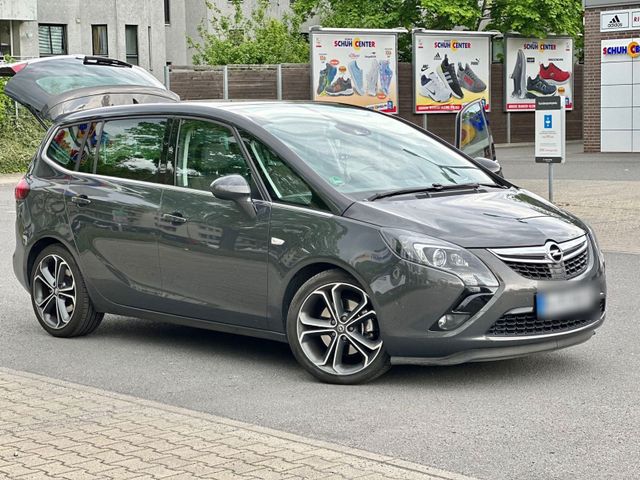 Opel Zafira Tourer