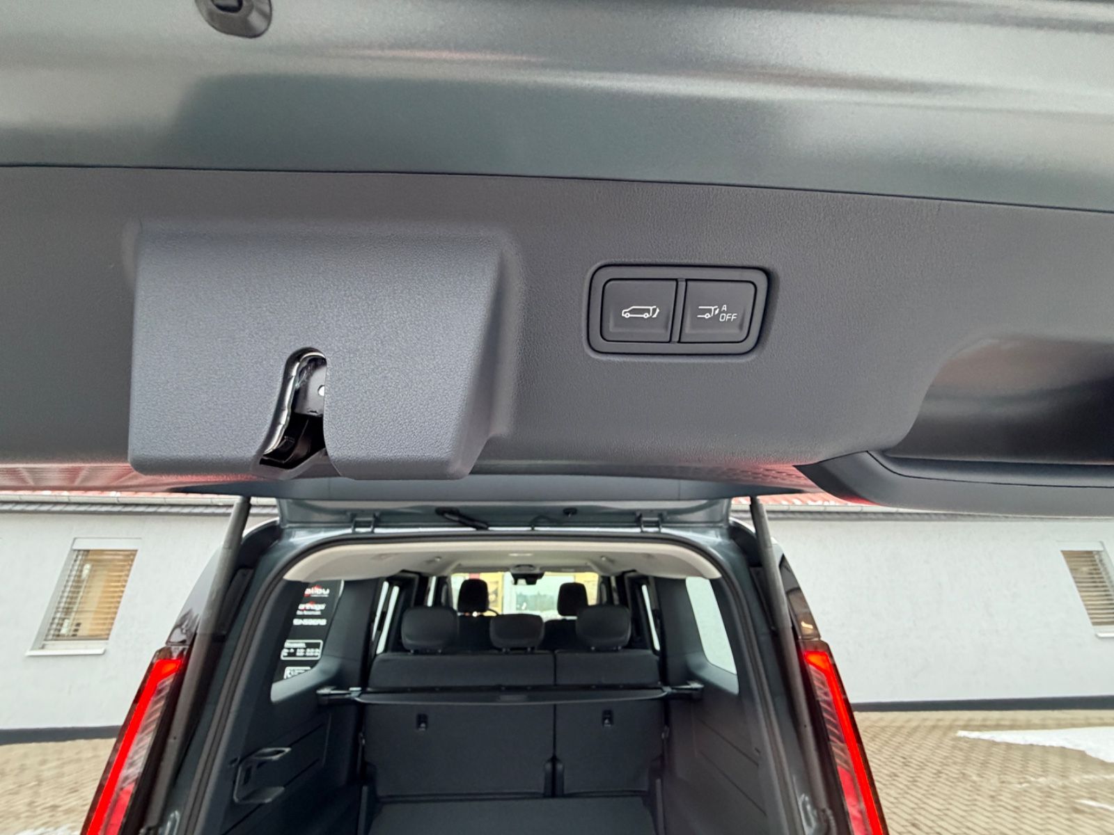 Fahrzeugabbildung Kia PV5 2-3-0 ELITE 71.2-kWh-Batterie