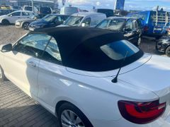 Fahrzeugabbildung BMW 220 i Sportline Cabrio F23
