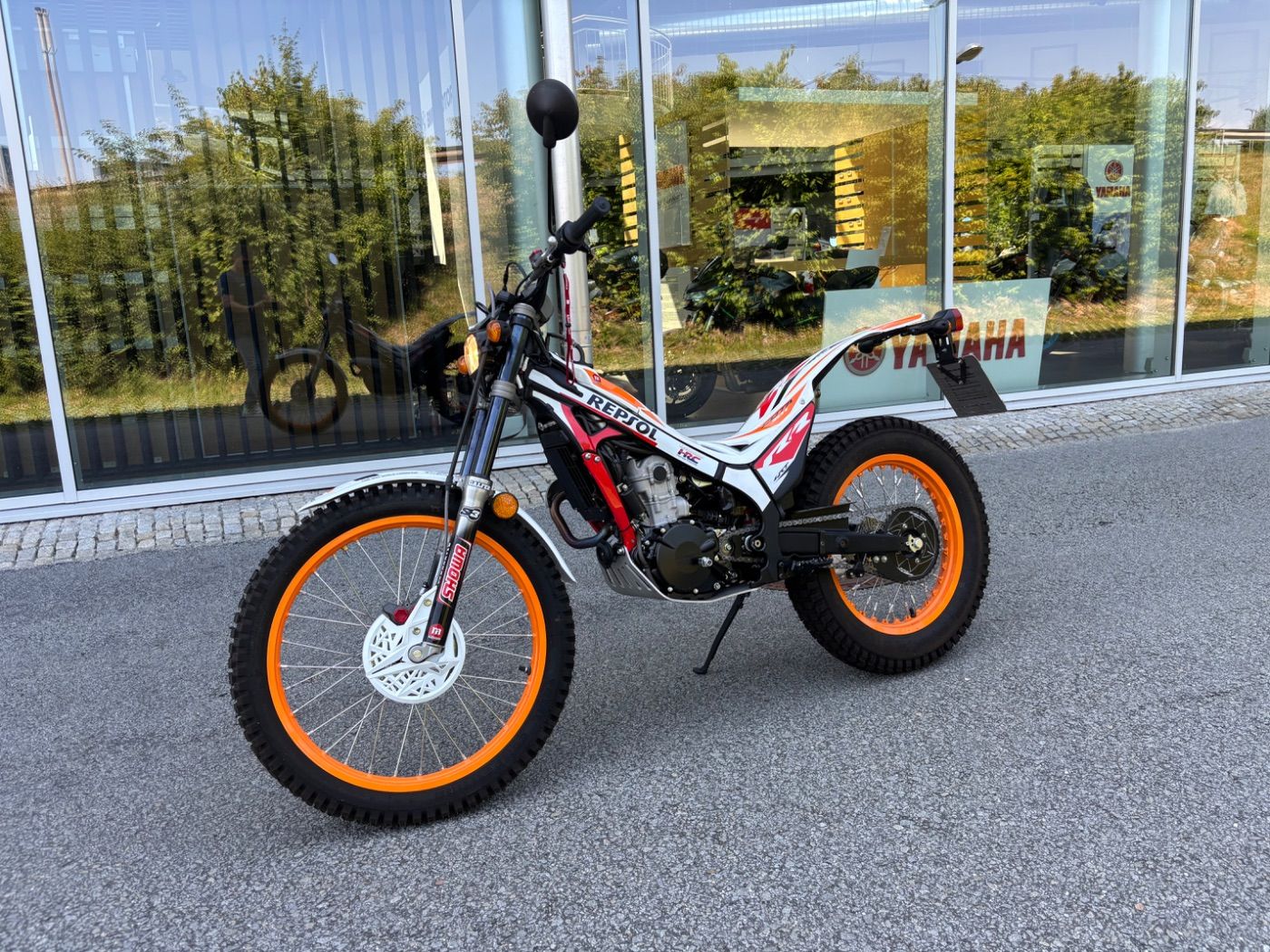Fahrzeugabbildung Honda Montesa Cota 4RT 301 Race Rep