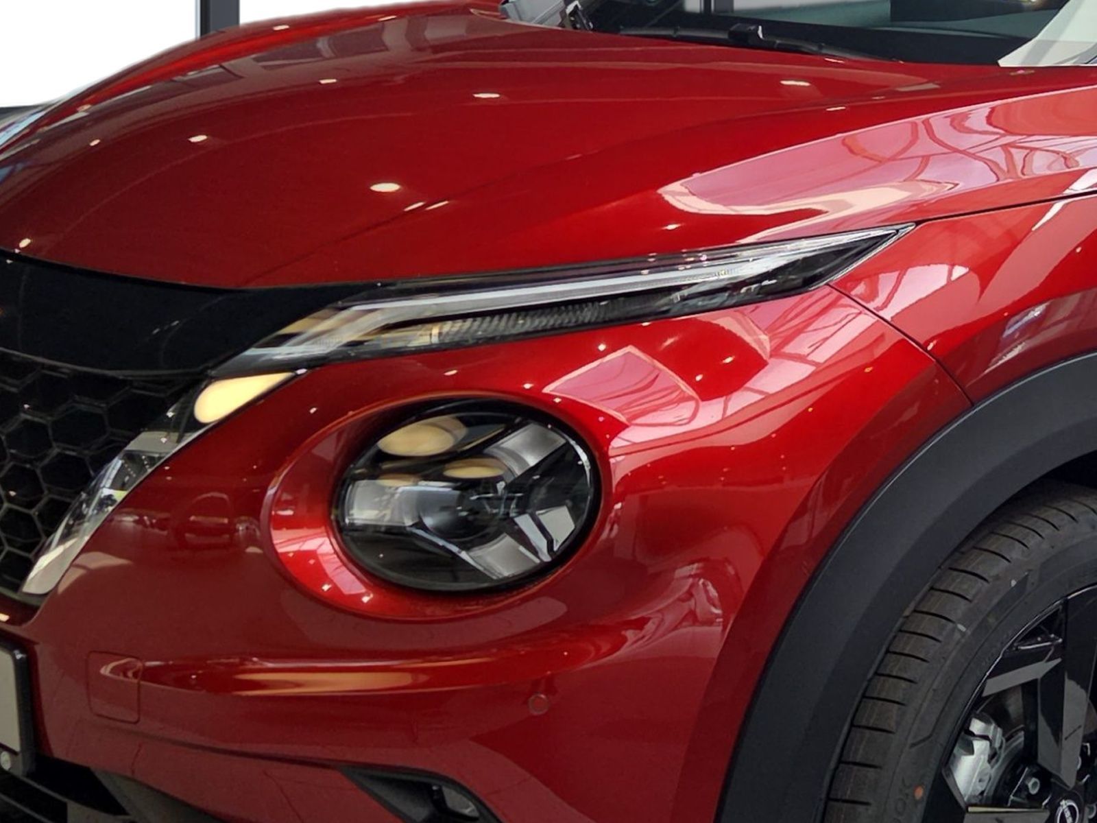 Fahrzeugabbildung Nissan Juke 1.6 Hybrid Tekna 143 PS Autom. *BOSE*FRONTS