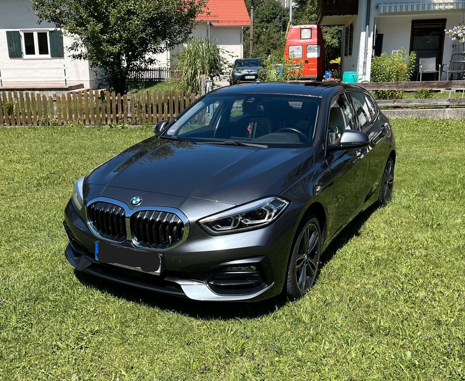 Image of BMW 120