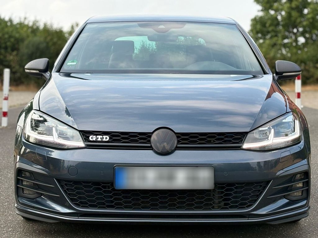 Image of Volkswagen Golf