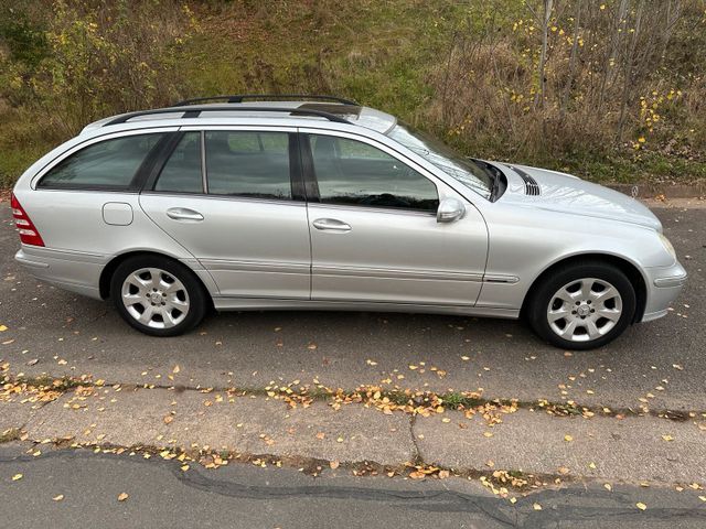 Mercedes-Benz MERCEDES BENZ C-Klasse C-180 T-Modell W203...