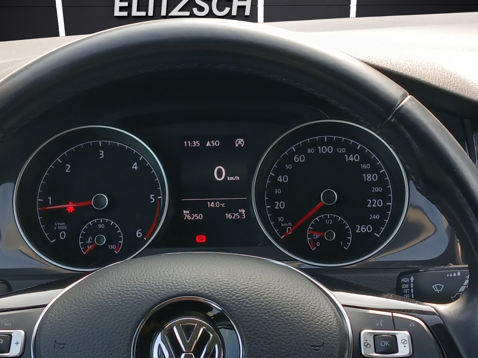 Fahrzeugabbildung Volkswagen Golf VII Variant TDI Comfortline Standhzg LED Na