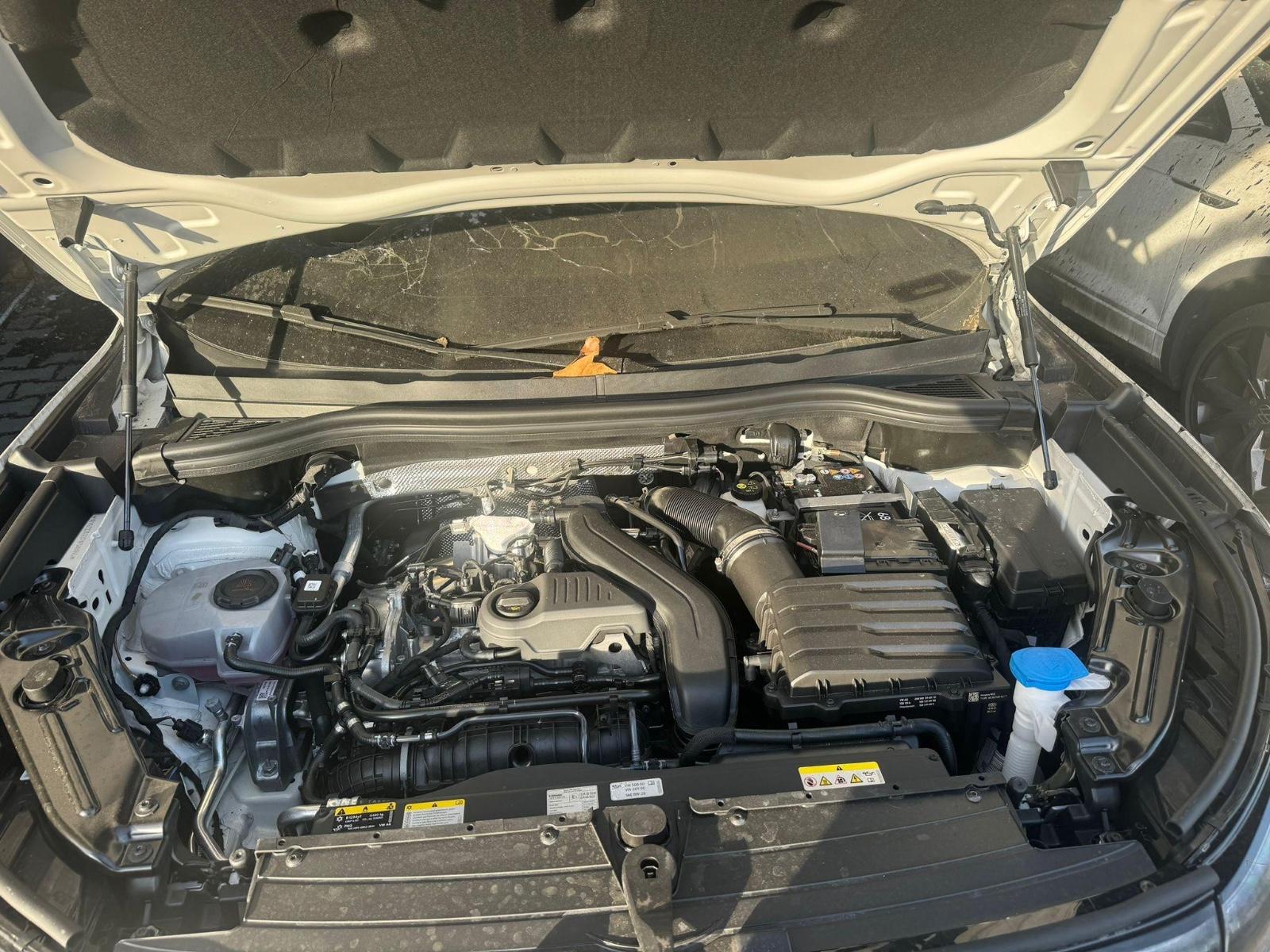 Volkswagen Tiguan 1.5 eTSI 110 kW Goal DSG *BRANDSCHADEN*