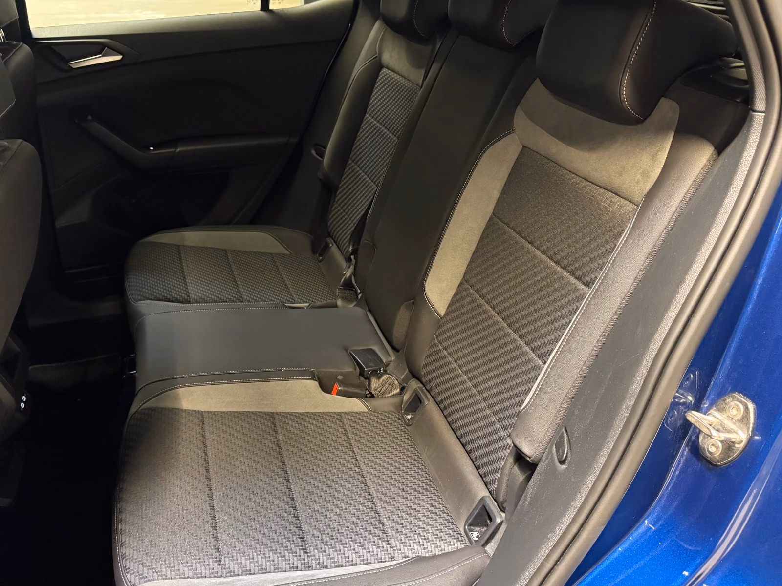 Volkswagen T-Cross T-CROSS*DSG*R-LINE*IQ-DRIVE*KESSY*ACC*BEATS*FULL, миниатюра 17