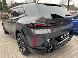 BMW XM 4.4 360° AHK MASSAGE HEAD-UP 23" B&W CARBON - gebrauchte BMW XM aus dem Jahr 2023