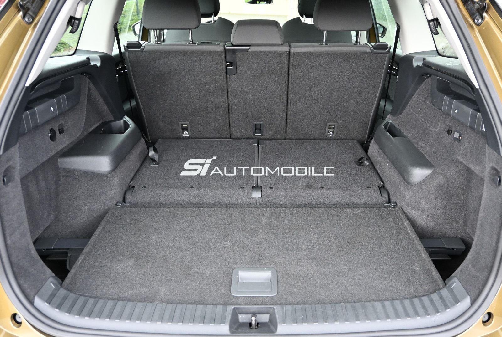 Fahrzeugabbildung SKODA Kodiaq 2.0 TDI 4x4 DSG °AHK°PANO°STANDHZ°7-SITZE