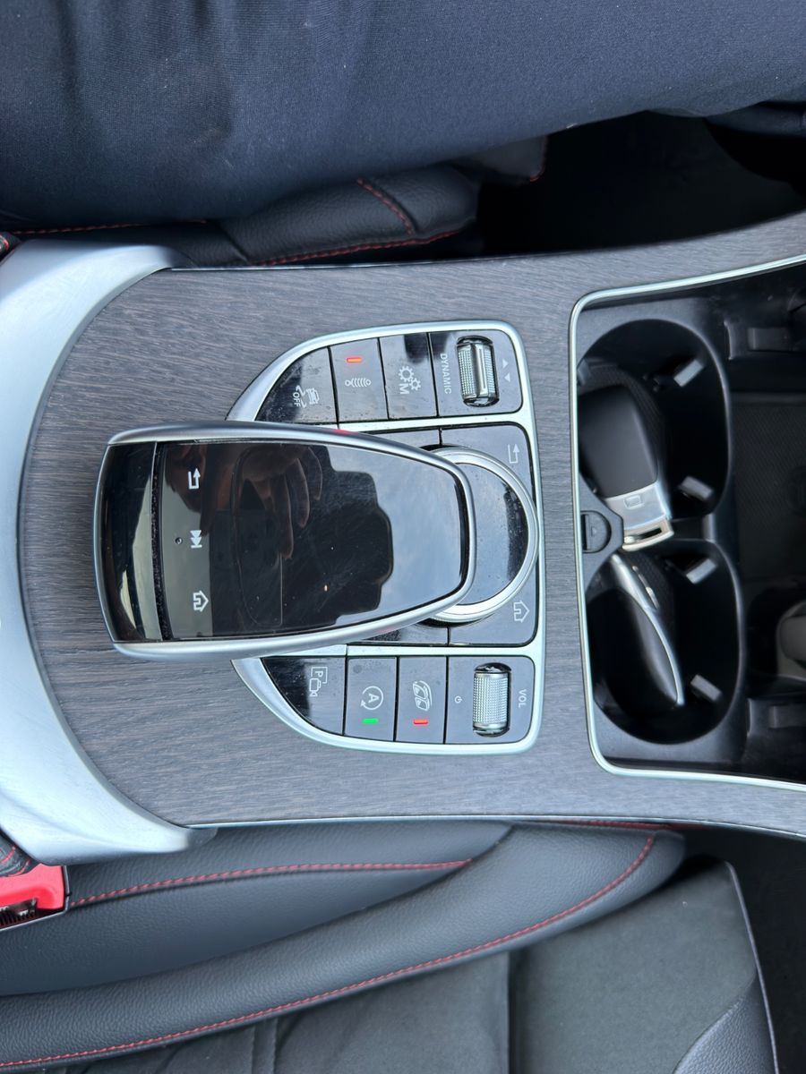 Fahrzeugabbildung Mercedes-Benz C 43 AMG T|PANORAMA|PERFORMANCE|NAVI|AHK